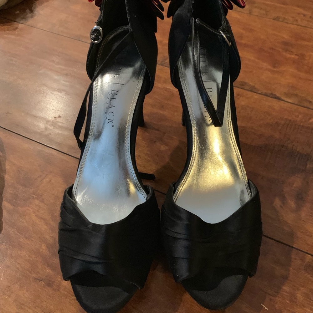 White House Black Market Shoes